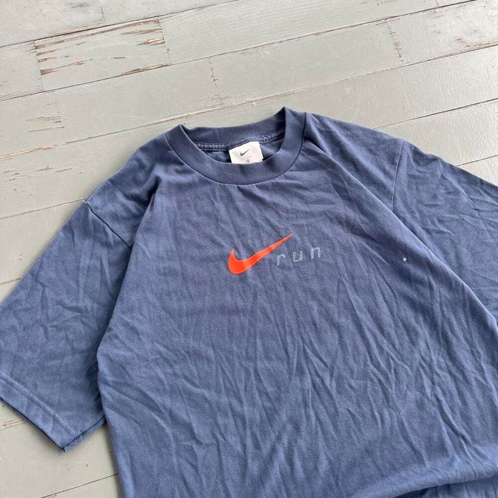 2000s Nike Run Streetwear Y2K Graphic Tee Shirt